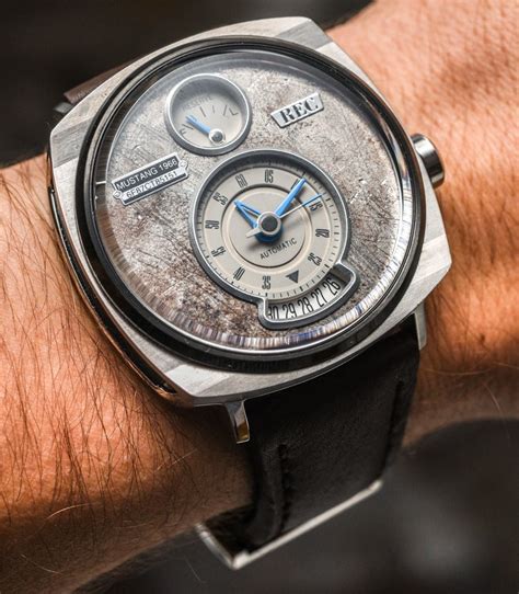 p 51 mustang watch